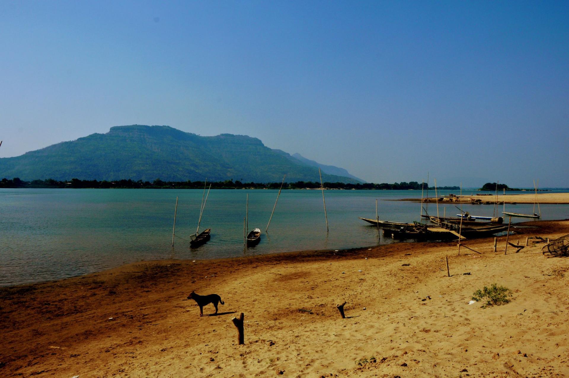 Île de Don Deng face à Champasak